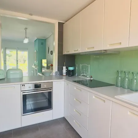Townhouse By Cabopino Golf, بيت للعطل